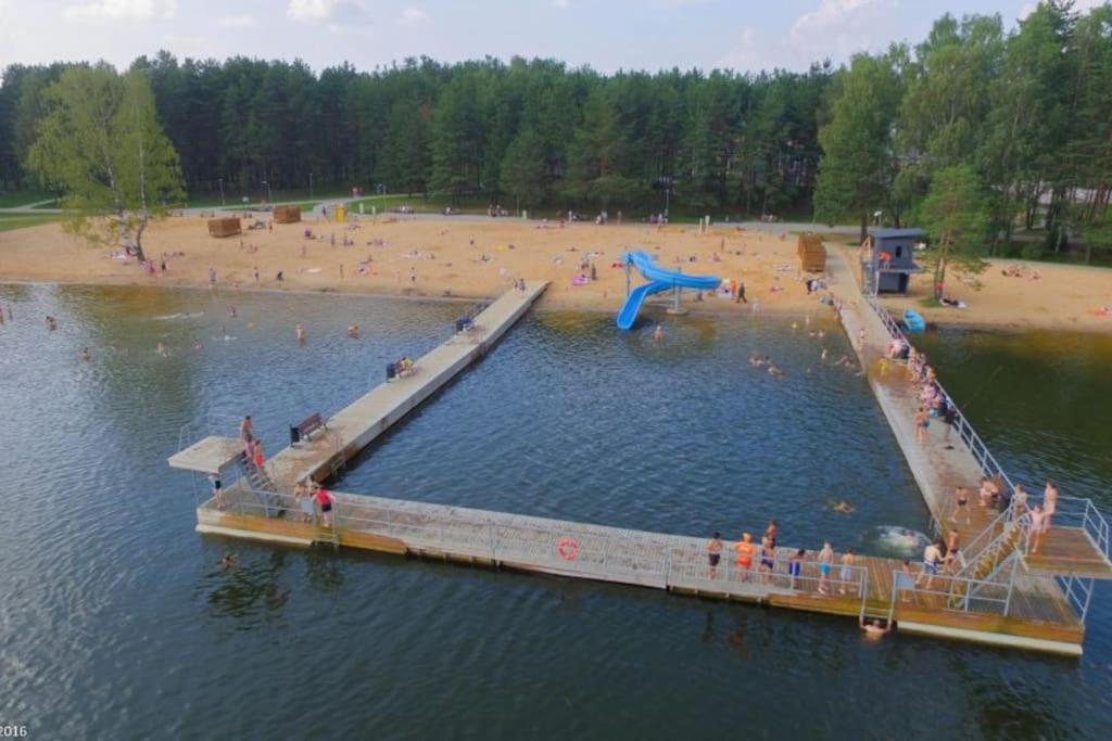 Erdvus Butas Su Balkonu Salia Ezero Ir Stadiono Visaginas Buitenkant foto